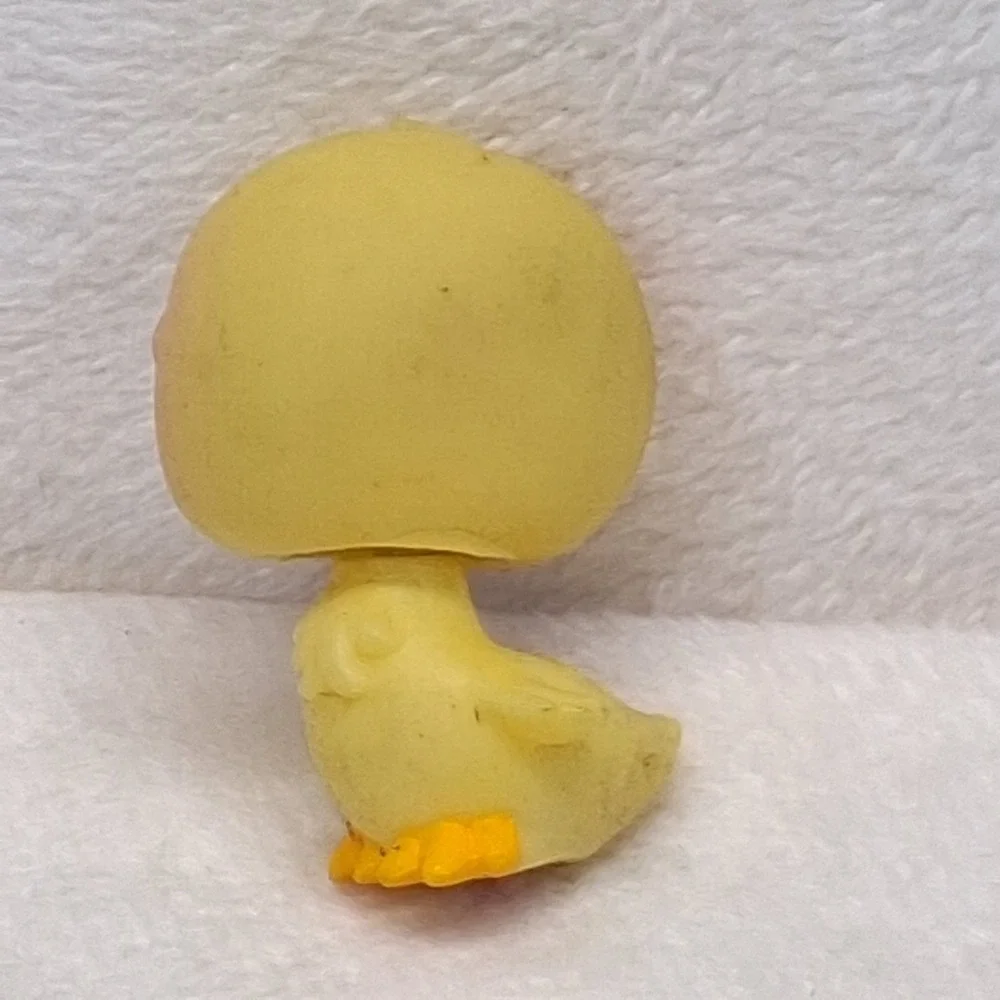 Littlest Pet Shop Yellow Chick #13 READ